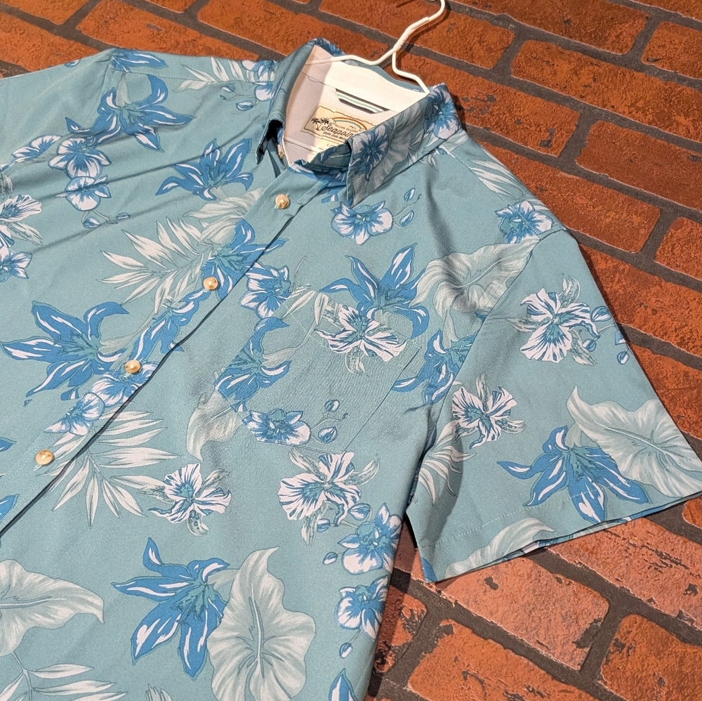 Seapointe Men's L Aloha Floral Hawaiian Shirt Lightweight Performance‎